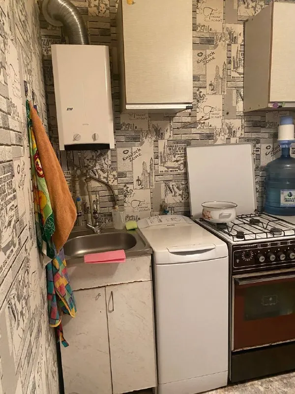 Рассмотрят студентов
🏡Сдам 2-х комн. Кв калининский район, ильича, дружба.
📍Г. Донецк днр

•Этаж 5/5. Вода иногда доходит, иногда нет. Мебель вся.
•Спальные места - диван раскладной, кровать односпальная.
•Холодильник, стиральная машина автомат, тв, микроволновка. Интернет
20.000 Коммунальные уже включены в стоимость.
☎📞 +79494707442 Или telegram

Оплата услуг риелтора по факту заселения! Ехать в офис и вносить оплату до просмотра не надо❗

Аренда донецк днр - фотография - 1
