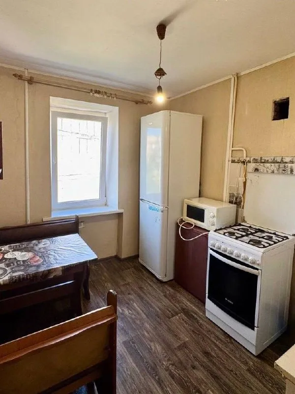 🏡Продажа 3-х комнатной квартиры
📍Г. Донецк днр
Киевском р-н
Микрорайон гладковка, улица северская

•Этажность–8/9 жилого дома
•Общая площадь–61.9 м2

•Окна пластиковые,
Есть два балкона, в квартире требуется ремонт

•В двух комнатах выполнен косметический ремонт
•Документы готовы
🔥Собственник

💴Цена: 4🍋950.000 рублей
☎️+7(902) 385-33-70

📨Подписаться - фотография - 4