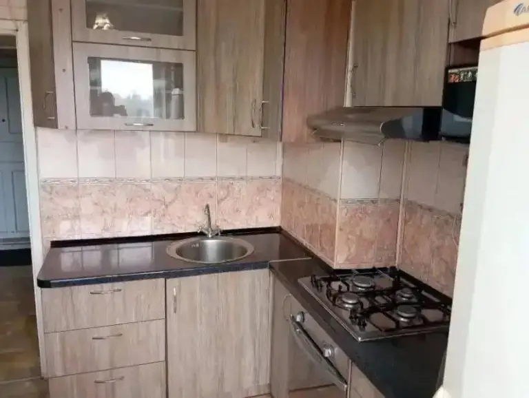 Продажа 2х комнатной квартиры

🌇Донецу, ул. Пархоменко, калининский район! 📌

📍Площадь 49кв. М, кухня 7кв. М.
✅Этажность 8/10ти.
✅Панельный дом.
✅Комнатные раздельный, раздельный санузел.
🎁Все остается: мебель и техника
✅Есть кондиционер.
💦Вода по графику!
📍Рядом школы, сады, парки, магазины.

💰Цена 4 500 000 ₽ + торг!

📲☎️+79495406579 Ольга

Подписаться  |  📩дать объявление
📲Наш max - фотография - 7