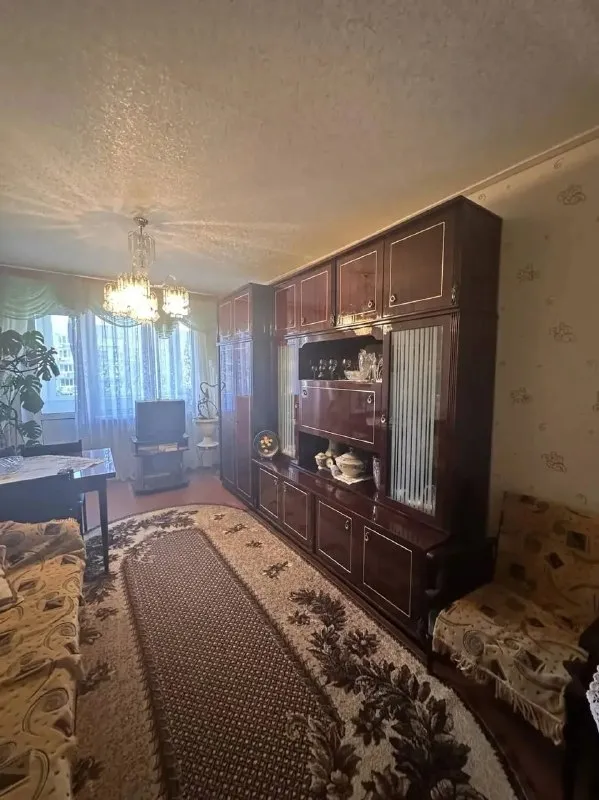 Продам трёхкомнатную квартиру

🌇Донецк, ленинский проспект📌

✅Площадь 68кв. М.
✅Этажность 6/9ти.
✅В хорошем состоянии.
✅Есть балкон и лоджия, не угловая, окна выходят на две стороны.
🎁Частично остаётся мебель и техника. Рядом : рынок, супермаркет, аптеки, перинатальный центр, остановка общественного транспорта возле дома.
👍Тихие соседи.

📑Документы готовы.
💰Цена 5 500 000 ₽ + торг!

📲☎️+79495406579 Ольга

Подписаться  |  📩дать объявление
📲Наш max - фотография - 4