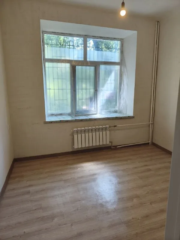 Продам 1-комнатную квартиру

🌇В ворошиловский район, центр, г. Донецка. Кинотеатр шевченко, пр-т театральный📌

👍Под салон красоты.

✅Общая площадь: 28 м2
✅ Кухня: 8.8 м2
✅ 1 Этаж 4 этажного дома
✅ Хорошая транспортная развязка.

💰Стоимость: 3 500 000 руб.

📲☎️+7(949)327-98-90 Наталья владимировна
Ан новый донбасс - полное юридическое сопровождение сделки с недвижимостью

Подписаться  |  📩дать объявление
📲Наш max - фотография - 5