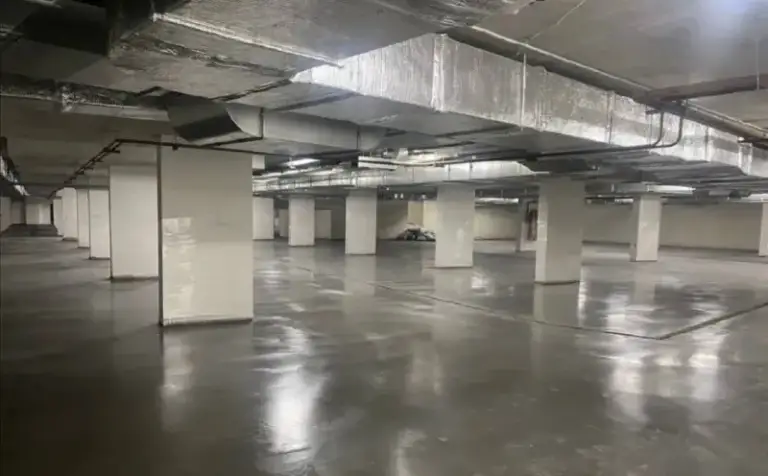 Продажа паркинга в жк
🌇Донецк, калининский район,
В новом жк, напротив больницы калинина📌
✅Общая площадь - 17 м2
✅Удобная инфраструктура.
👍Паркинг светлый, сухой, охраняемый.
✅Удобный заезд, так как покупался с тщательным выбором для себя.
📃Российская регистрация.
💰Цена: 2 200 000 рублей
📲☎️+7 (949) 513 13 00
📲☎️+7 (949) 417 18 14
Подписаться | 📩дать объявление
📲Наш max - фотография - 3