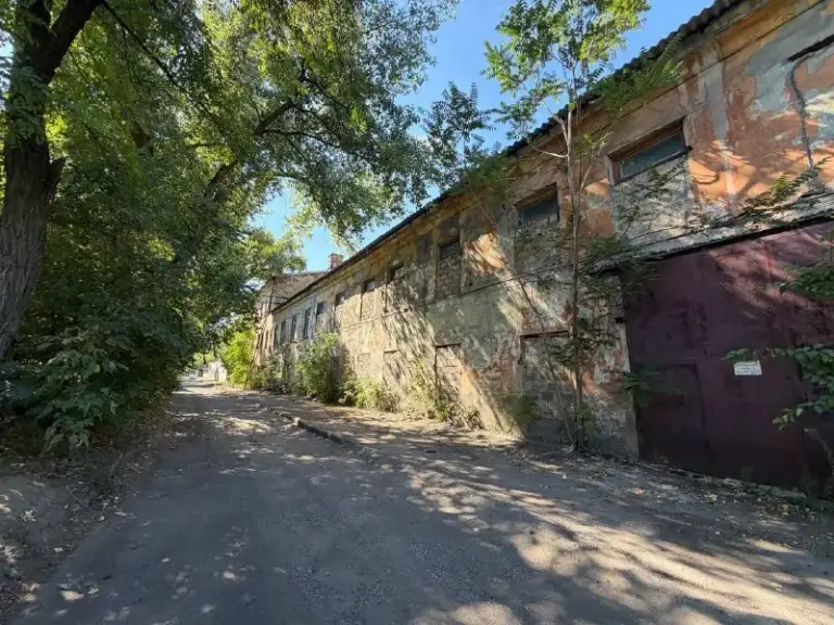 Производственно-складская база

🌇В калининском районе донецка, ул левобережная📌

✅Общая площадь: 2400
Квадратных метров
Территория около 50 соток (оформлена в аренде).

👍Подходит под склад, производство, автобазу, логистику, сто или другой бизнес.

✅Хорошая транспортная доступность.

💰Цена продажи: 29 000 000 ₽. ,
Возможен торг.

📲☎️+7949-645-56-86 - Антон
📲☎️+7949-575-36-52 - Валерия (ан «статус»)
Принимаем звонки в любое время!

Подписаться  |  📩дать объявление
📲Наш max - фотография - 3