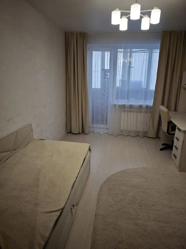 🏡Продаётся 3-х комнатная квартира
📍Г. Донецк днр
Будённовский р-н
Улица багратиона 51
•Этажность–7/9 жилого дома
•Дом кирпичный,
Комнаты раздельные
•В квартире выполнен качественный ремонт
•Кухня оснащена встроенной техникой, включая холодильник и духовой шкаф
•Ванная комната совмещенная
•В спальне установлен кондиционер и шкаф-купе
•Мебель вся остаётся, кроме дивана в зале
•В зале надо переклеить обои, стены выровнены
🔥Собственник
💴Цена: 9🍋000.000 рублей
☎️+7(949) 589-92-52
☎️+7(993) 446-80-05
📨Подписаться - фотография - 3