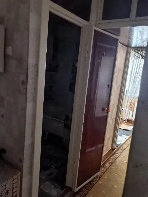 🏡Продам 2-х комнатную квартиру
📍Г. Макеевка днр
Кировский р-н
Квартал химик, бутовский поворот

•Квартира находится на втором этаже

•Жилое состояние
•Рядом детская площадка, магазины, остановка общественного транспорта, школа, детский садик
🔥Собственник

💴Цена: 4🍋000.000 рублей
☎️+7(949) 814-10-31

Недвижимость днр - фотография - 2