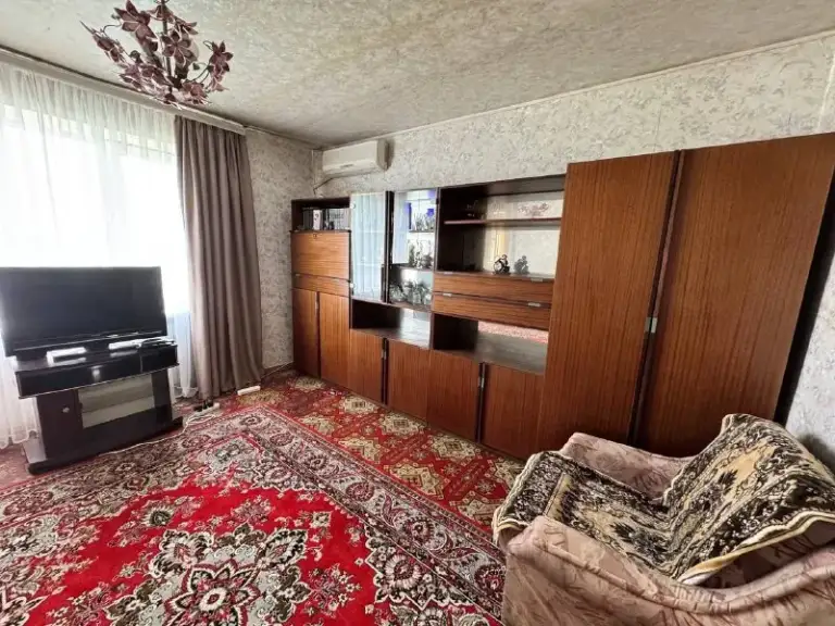 🏡Сдам 2-х комн. Кв. Калининский район, пр. Дзержинского, спорт макс. 6/9 эт. Вода холодная и горячая по графику (бойлер). Мебель, техника, интернет.
25.000 + Коммунальные. Залог разбивают. Можно с детьми, с животными.
☎📞+79494707442 Или telegram / мах

Оплата услуг риелтора по факту заселения! Ехать в офис и вносить оплату до просмотра не надо❗️ - фотография - 2