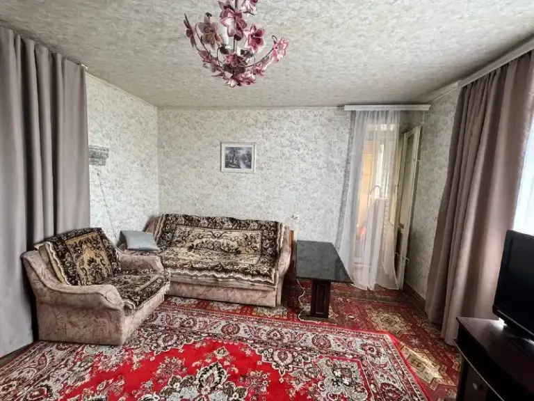 🏡Сдам 2-х комн. Кв. Калининский район, пр. Дзержинского, спорт макс. 6/9 эт. Вода холодная и горячая по графику (бойлер). Мебель, техника, интернет.
25.000 + Коммунальные. Залог разбивают. Можно с детьми, с животными.
☎📞+79494707442 Или telegram / мах

Оплата услуг риелтора по факту заселения! Ехать в офис и вносить оплату до просмотра не надо❗️ - фотография - 3