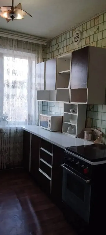 Аренда 2-комнатной квартиры - калининский районе

Стройте свое пространство с агентством недвижимости город.
Вы мечтаете - мы реализовываем💫

🏗Район: калининский
🏘Комнат - 2

Аренда уютной 2х комнатной квартиры в калининский районе, пр. Ильича, мед. Институт

Только долгосрочная аренда!

Полностью оборудованная квартира ‼️
Вся необходимая техника и мебель ‼️

📍 Гостиная
📍 Кухня
📍 Спальня
📍 Вода по графику

📍 Рядом:
Трц молоко, фитнес клуб
Школа, детский сад
Удобная транспортная развязка

📍В офис приезжать не нужно, заключать договор по предоплате не нужно❗️

💵Цена: 45.000 рублей
☎️Телефон: +7 (949) 630 77 76 - фотография - 5