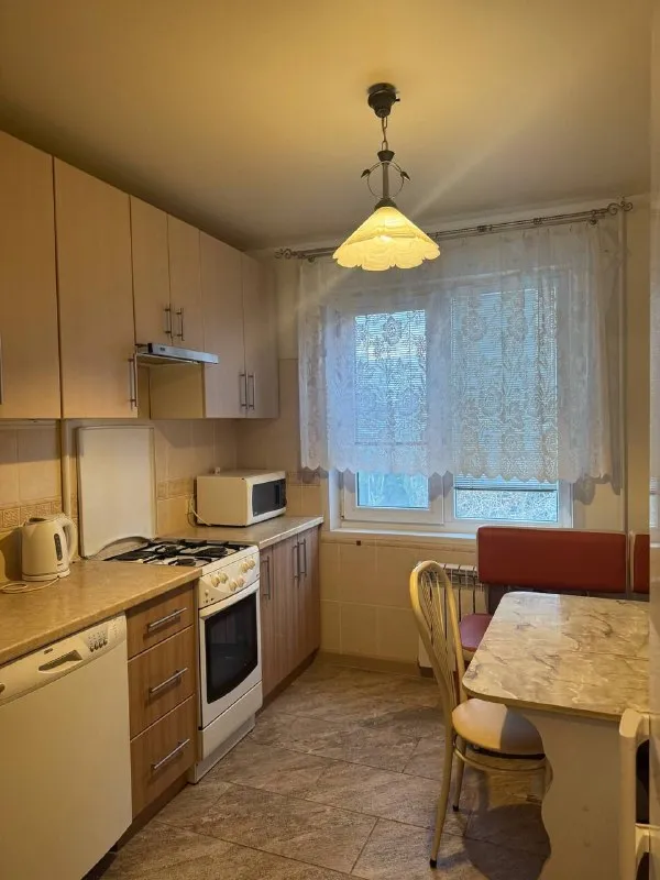 Продам трехкомнатную квартиру

🌇Донецк, ленинский район,
На мкр. Звездном 📌

💦С круглосуточной подачей воды
✅Площадь общая: 66,4 м²,
Кухня 9 м²
✅Этаж/этажность: 6/9
✅Наличие инфраструктуры: школа, детский сад, магазины, супермаркет, рынок, остановка общественного транспорта.
✅Тип дома: панельный

💰Цена: 7 000 000 рублей

📲☎️+79495107010
📲☎️+79498006050

Подписаться  |  📩дать объявление
📲Наш max - фотография - 4