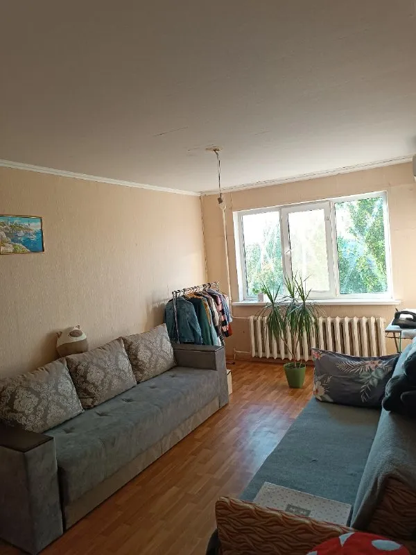 ‼❗Продается ‼❗
🏡3-Х комнатная квартира
Расположение: проспект маяковского, рядом парк им. Щербакова, бульвар пушкина, центральная часть города
📍Г. Донецк днр
Ворошиловский район

•Общая площадь: 62,2 м2
•Этаж: 7/9 жилого дома •жилая–45,5 м2
•Кухня–7 м2

•Панорамный вид из окон на город
•Все комнаты раздельные, огромный коридор, есть балкон

•В квартире выполнен ремонт, установлены мпо, поменяны межкомнатные двери, проводка новая медная, осуществлена замена инженерных коммуникаций
•Санузел смежный, кафель
•Документы готовы

Стоимость: 7🍋500.000 рубл
☎☎☎+7949-419-63-79

Недвижимость донецк днр - фотография - 6
