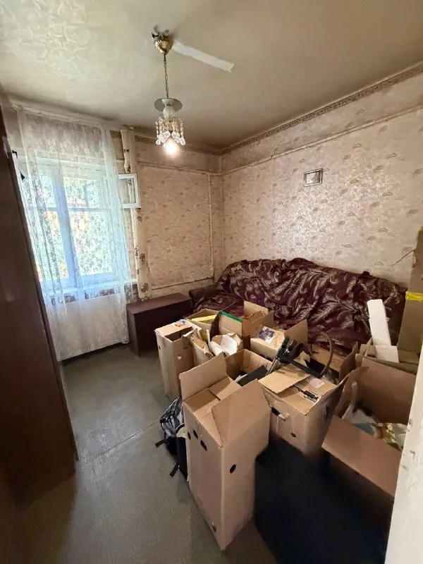 Продажа 2х комнатной квартиры в буденновском районе донецка!

Агентство недвижимости «статус» - твой выбор в мире недвижимости!🤝

📍Донецк, улица матёкина
Буденновский район

✅3/3 Этаж (последний)
✅Общая площадь: 40 м²
✅Отличный вариант для молодой семьи или сдачи в аренду!
✅Рядом парк — отличное место для прогулок и отдыха
✅Есть вода (доходит стабильно)
✅Удобное расположение в районе
✅Небольшой этаж, тихий двор

💸Цена: 2 000 000 рублей

☎️+7949-645-56-86 - Антон (ан «статус»)
📞+7949-540-59-34 - Кирилл (ан «статус»)

Принимаем звонки в любое время! - фотография - 6