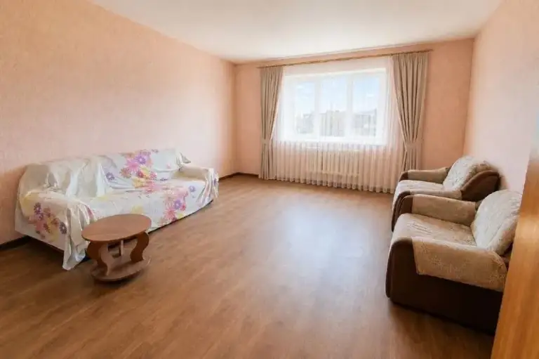 🏡Продаётся 1-х комнатная квартира
📍Г. Донецк днр
Петровский р-н
Улица планерская 10

•Этажность–5/5 жилого дома
•Общая площадь– 47.1 м2
•Жилая–23.6 м2
•Кухня–8.8 м2

•Квартира не угловая, имеется тех этаж
•Жилое состояние
•Дом 2011 года постройки

•Балкон с выходом из кухни
•Ванная комната требует ремонта
•Санузел раздельный
•Документы готовы
🔥Собственник

💴Цена: 1🍋650.000 рублей
‼️Торг
☎️+7(949) 537-18-11

📨Подписаться - фотография - 5