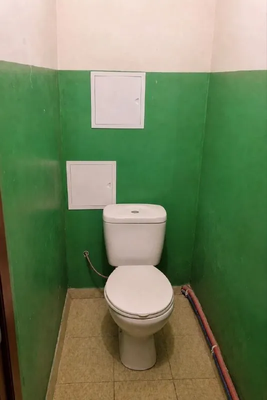 🏡Продаётся 1-х комнатная квартира
📍Г. Донецк днр
Петровский р-н
Улица планерская 10

•Этажность–5/5 жилого дома
•Общая площадь– 47.1 м2
•Жилая–23.6 м2
•Кухня–8.8 м2

•Квартира не угловая, имеется тех этаж
•Жилое состояние
•Дом 2011 года постройки

•Балкон с выходом из кухни
•Ванная комната требует ремонта
•Санузел раздельный
•Документы готовы
🔥Собственник

💴Цена: 1🍋650.000 рублей
‼️Торг
☎️+7(949) 537-18-11

📨Подписаться - фотография - 9