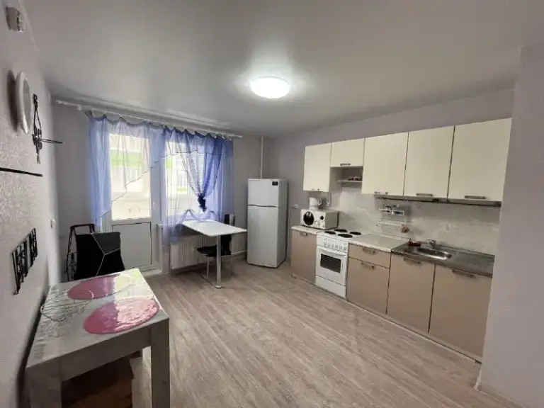 🏡Аренда 2-х комн квартиры новострой в центре мариуполя
📍Г. Мариуполь днр
•Сдам крупногабаритную квартиру со всеми удобствами для проживания сроком более 3-х месяцев.
•Интернет, тв, кондиционер (работаюший на обогрев), бойлер, генератор на случаи отсутствия света.
•Раздельные комнаты, новая мебель, техника, лоджия застеклена.
•Паркоместо.
Цена: 45.000₽+комуслуги.
☎️☎️☎️ +79494194208
+79490782007 (Миранда) ан
Аренда мариуполь днр - фотография - 6