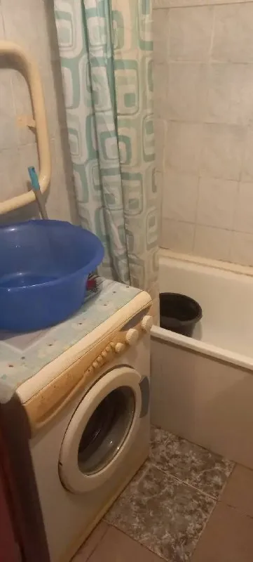 Продажа 2х комнатной квартиры в кировском районе донецка!мкр. Текстильщик!островского 23
Агентство недвижимости «статус» - твой выбор в мире недвижимости!🤝
📍Донецк, кировский район, ул. Островского 23
(Мкр. Текстильщик)
✅Общая площадь 50 кв. М
✅Раздельные комнаты
✅Батареи поменяны
✅Трубы поменяны
✅Этаж 3/9
✅Окна поменяны
✅Установлены насосы на воду
✅Балкон новый
✅Через дорогу садик, школа, продуктовые магазины («семья», «молоко» и тд. )
📌Собственник на сделке!
💸 3 750 000 Руб. (торг уместен)
☎️+79496455686
☎️+79495753652
Принимаем звонки в любое время! - фотография - 6