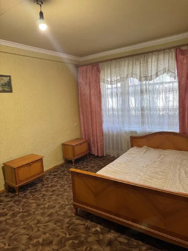 Продажа однокомнатной квартиры

🌇Донецк, ленинский район, боссе, ул. Пухова, 18📌

✅Общая площадь квартиры: 28,5 м² общая, кухня 7,3 м².
✅Этаж: 5/5
💦Водоснабжение: 1/3 (колонки).
📍Инфраструктура: школа, детский сад, продуктовые магазины, рынок — всё в шаговой доступности.

💰Цена: 2 800 000 ₽.

Показ по договорённости.
📲☎️+79495107010
📲☎️+79498006050

Подписаться  |  📩дать объявление
📲Наш max - фотография - 4