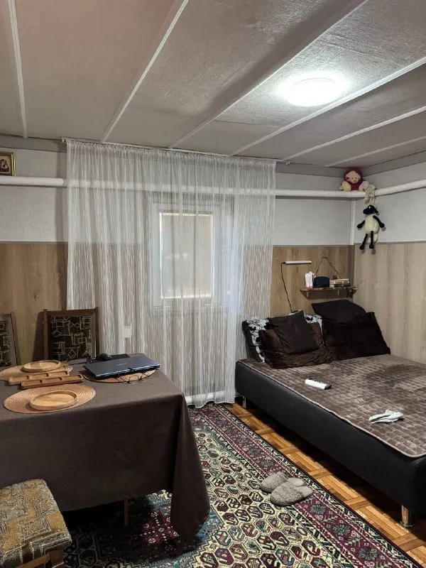 Продажа частного дома 54,8 м²
🌇Донецк, кировский район, ориентир: жд станция рудченкова. 📌
✅Отдельно стоящее здание
✅Материал стен: шлакоблок.
💦Водоснабжение: центральное + насос, вода всегда.
📍Инфраструктура: магазин, школа — в шаговой доступности.
💰Цена: 3 800 000 ₽.
📲☎️+79495107010
📲☎️+79498006050
Подписаться | 📩дать объявление
📲Наш max - фотография - 4