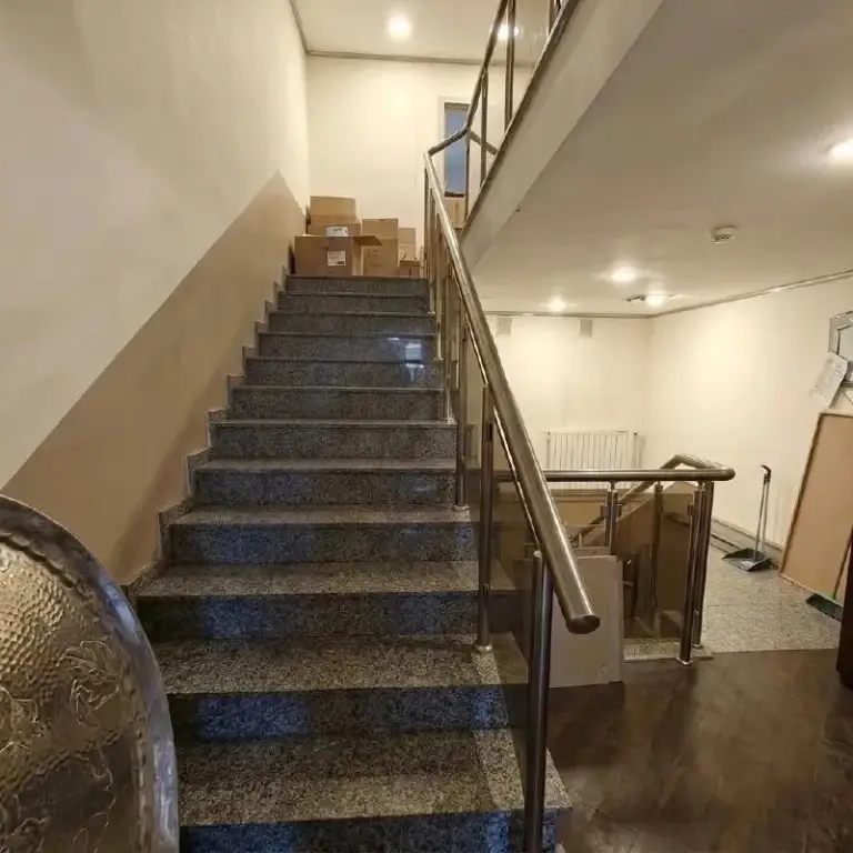 🏡Продаётся коммерческое помещение с цокольным этажом
📍Г. Донецк днр
Ворошиловский р-н
Бульвар пушкина

•Общая площадь–165 м2
•Площадь первого этажа 50 м2
•Цокольный этаж–115 м2

•Помещение адаптировано под кафе, ранее была картинная галерея
•Вход с центральной улицы и со двора
🔥Собственник

💴Цена: 20🍋000.000 рублей
☎️+7(959) 137-87-88 Геннадий

Недвижимость днр - фотография - 2