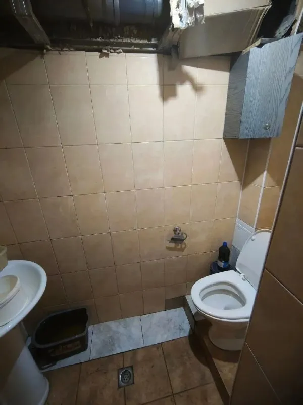 🏡Продаётся коммерческое помещение с цокольным этажом
📍Г. Донецк днр
Ворошиловский р-н
Бульвар пушкина

•Общая площадь–165 м2
•Площадь первого этажа 50 м2
•Цокольный этаж–115 м2

•Помещение адаптировано под кафе, ранее была картинная галерея
•Вход с центральной улицы и со двора
🔥Собственник

💴Цена: 20🍋000.000 рублей
☎️+7(959) 137-87-88 Геннадий

Недвижимость днр - фотография - 9