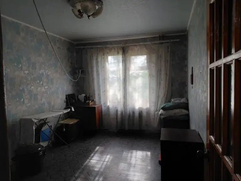 🏡Продажа 3-х комнатной квартиры
📍Г. Донецк днр
Киевский р-н

•Этажность–4/9 жилого дома

•Квартира не угловая
•Санузел раздельный,
Есть балкон и лоджия
•Вода по графику
•Рядом супермаркет и остановка общественного транспорта
🔥Собственник

💴Цена: 5🍋000.000 рублей
☎️+7(949) 720-37-84 Игорь

📨Подписаться - фотография - 3
