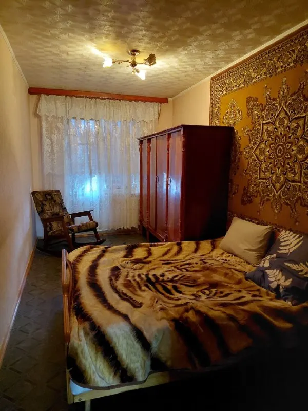 🏡Продажа 3-х комнатной квартиры
📍Г. Донецк днр
Киевский р-н

•Этажность–4/9 жилого дома

•Квартира не угловая
•Санузел раздельный,
Есть балкон и лоджия
•Вода по графику
•Рядом супермаркет и остановка общественного транспорта
🔥Собственник

💴Цена: 5🍋000.000 рублей
☎️+7(949) 720-37-84 Игорь

📨Подписаться - фотография - 4