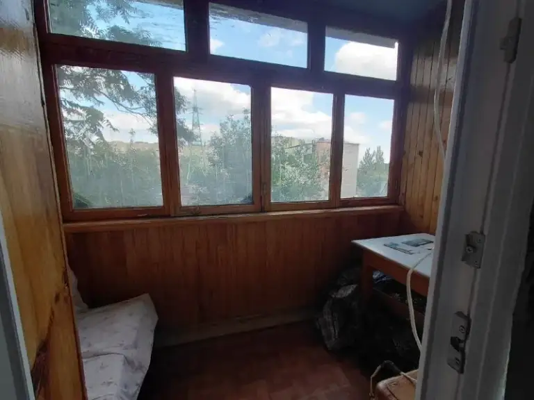 🏡Продажа 3-х комнатной квартиры
📍Г. Донецк днр
Киевский р-н

•Этажность–4/9 жилого дома

•Квартира не угловая
•Санузел раздельный,
Есть балкон и лоджия
•Вода по графику
•Рядом супермаркет и остановка общественного транспорта
🔥Собственник

💴Цена: 5🍋000.000 рублей
☎️+7(949) 720-37-84 Игорь

📨Подписаться - фотография - 6