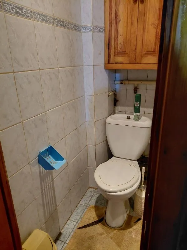 🏡Продажа 3-х комнатной квартиры
📍Г. Донецк днр
Киевский р-н

•Этажность–4/9 жилого дома

•Квартира не угловая
•Санузел раздельный,
Есть балкон и лоджия
•Вода по графику
•Рядом супермаркет и остановка общественного транспорта
🔥Собственник

💴Цена: 5🍋000.000 рублей
☎️+7(949) 720-37-84 Игорь

📨Подписаться - фотография - 9