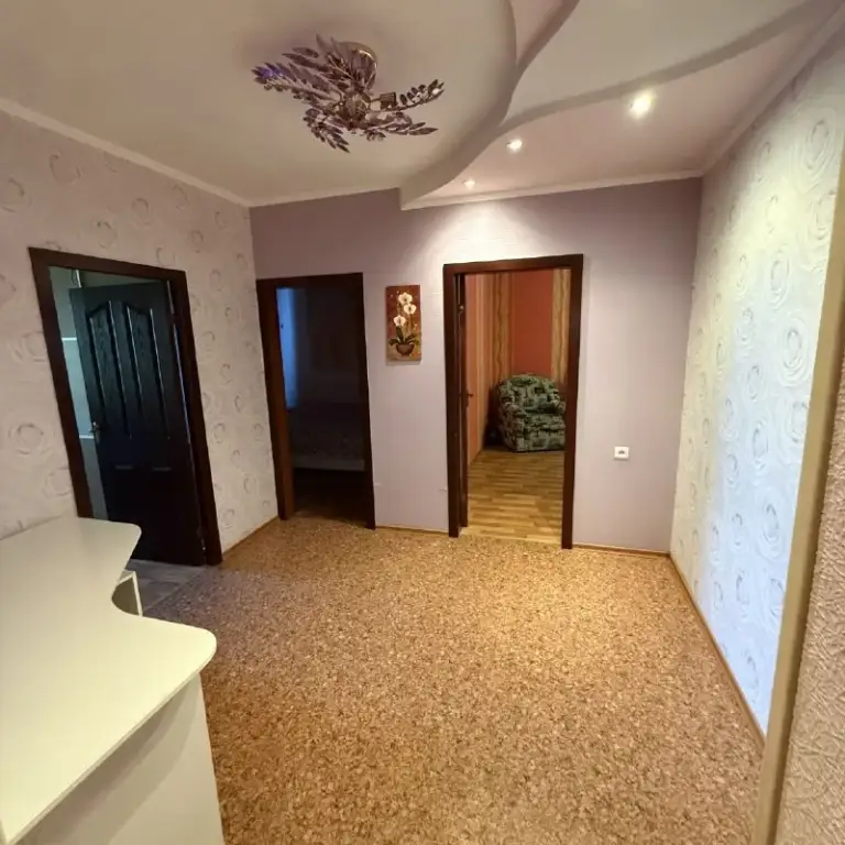 ‼❗Продается срочно ‼❗
🏡3-Х комн. Кв. , улица савченко, мк-н гладковка, киевский район
📍Г. Донецк днр
•Общая площадь: 70 кв. М. , жилая 42 кв. М. , кухня 9 кв. М.
•Отличная планировка, три раздельные комнаты, просторный холл, можно использовать в виде комнаты
•В квартире выполнен ремонт, установлены мпо, лоджия застеклена, новая входная и межкомнатные двери, проводка медная, осуществлена замена всех инженерных коммуникаций (водопровод, отопление, канализация), покрытие полов: кафель, линолеум
•Санузел отделан кафелем
Документы готовы
Долгов и прописанных нет
Стоимость: 5🍋100.000 руб. (небольшой торг)
☎☎☎+7949-419-63-79
Недвижимость донецк днр - фотография - 7