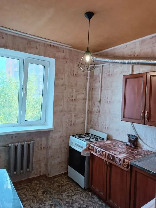 ‼❗‼ Сдается‼❗‼
🏡1-Х комн. Кв. , проспект мира, рядом крытый рынок, "набережная"
📍Г. Донецк днр
Ворошиловский район

‼Оплата услуг по факту заселения, без каких либо предоплат и поездок в офис‼

•Обычное жилое состояние
•Имеется вся необходимая мебель и бытовая техника: холодильник, телевизор, стиральная машина автомат. ..

Стоимость: 30.000 руб. + только счётчики (эл. Энергия и вода)
☎☎☎+7949-419-63-79

Аренда днр - фотография - 2