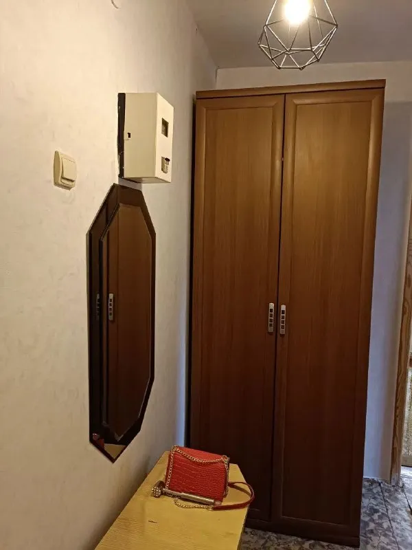 ‼❗‼ Сдается‼❗‼
🏡1-Х комн. Кв. , проспект мира, рядом крытый рынок, "набережная"
📍Г. Донецк днр
Ворошиловский район

‼Оплата услуг по факту заселения, без каких либо предоплат и поездок в офис‼

•Обычное жилое состояние
•Имеется вся необходимая мебель и бытовая техника: холодильник, телевизор, стиральная машина автомат. ..

Стоимость: 30.000 руб. + только счётчики (эл. Энергия и вода)
☎☎☎+7949-419-63-79

Аренда днр - фотография - 4