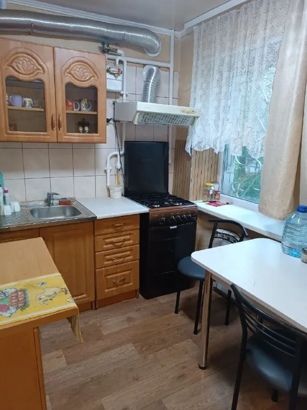 Сдам двухкомнатную квартиру

🌆Донецк, ул. Марии ульяновой/бул. Шевченко, калининский район 📌

Оплата услуг по факту заселения, без каких либо предоплат и поездок в офис ‼

✅Хорошее состояние
💦Установлена система бесперебойной подачи воды с накопительным резервуаром на 500 л  и стабилизатор напряжения
✅Санузел совмещён и увеличен, кафель.
✅Имеется вся необходимая мебель и  бытовая техника: холодильник, телевизор, стиральная машина автомат, микроволновая печь свч

💰Цена 40 000 руб  + ком. Услуги

📲☎+7949-419-63-79

Подписаться  |  📩дать объявление
📲Наш max - фотография - 6