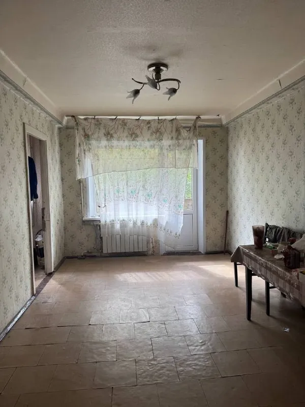 Продам 3х комнатную квартиру

🌆Донецк в ленинском районе,
Ориентир: сокол📌

✅Площадь общая: 54,8 м2, кухня: 6,7 м2
✅Этажность: 2/5
👍Наличие инфраструктуры: школа, детский сад, магазины, рынок, супермаркет, автобусная остановка и т. Д
💦Вода идет по графику
✅Панельный дом

💰Цена 4 500 000 рублей

📲☎️+79495107010
📲☎️+79498006050

Подписаться  |  📩дать объявление
📲Наш max - фотография - 1