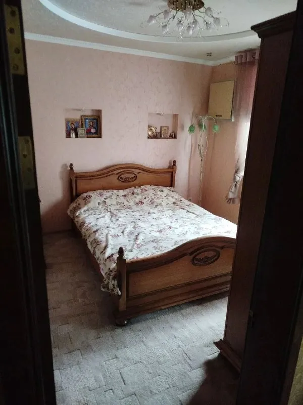 Сдается 3х - комнатная квартира
Сдается от собственника❗

🌇Донецк, ворошиловский район, район автостанции крытый рынок📌

🔹Порядочным людям на 6 и более месяцев.
🔹Бытовая техника, 2 водонакопительных бака, консьерж в подъезде.

💰Цена 55 000 ₽ в месяц.

📲☎+7949-427-60-16;
📲☎+7949-843-71-71 Олег иванович

Подписаться  |  📩дать объявление
📲Наш max - фотография - 3
