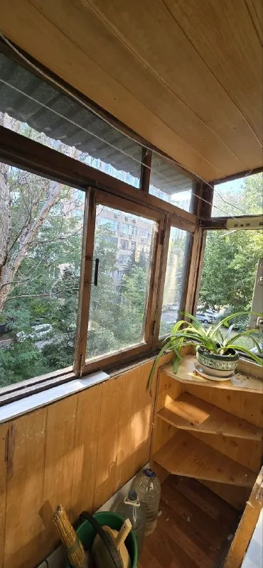Продажа двухкомнатная квартира

🌆Донецк, киевский район ул. Челюскинцев краеведческий музей/донбасс арена📌

✅Этажность 5/5
✅Квартира расположена на второй линии, поэтому здесь значительно тише, чем в домах непосредственно у дороги: нет постоянного шума транспорта и трамвая. ❗️

✅При этом всё самое необходимое — буквально рядом. Центр города, удобная транспортная развязка, развитая инфраструктура: магазины, аптеки, остановки и другие объекты городской инфраструктуры находятся в шаговой доступности.

✅ - фотография - 6