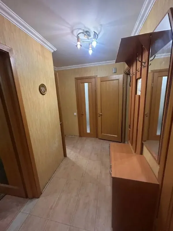 Аренда 2-х комнатной квартиры в донецке
📍Адрес: г. Донецк, ленинский район, улица замоскворечная
Статус - твой выбор в мире недвижимости!!
➡️Этаж: 3/5
➡️ Общая площадь: 53 м².
➡️Цена аренды: 45 000 руб. /мес.
➡️Квартира расположена в развитом микрорайоне с удобной инфраструктурой: рядом магазины, школы, остановки общественного транспорта. Дом в хорошем состоянии, подъезд чистый и ухоженный.
💵 45 000 Руб/мес
📞+79496455686
📞+79490774949 - фотография - 6