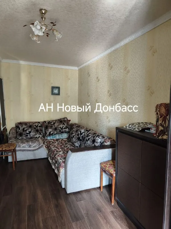Продажа 1 комнатная квартира
🌇Донецк в киевском районе, ул. Собинова. 📌
🔹Площадь: 27 м2 (общая), кухня: 6м2
🔹Этаж: 3 из 4. Дом кирпичный.
👍Отличная планировка в квартире балкон.
📍Инфраструктура: детский сад, школа, магазины, супермаркет.
📃Документы готовы.
💰Цена: 2.500.000 рублей.
📲☎️+7(949) 327-98-90 Наталья ан новый донбасс
Подписаться | 📩дать объявление
📲Наш max - фотография - 6