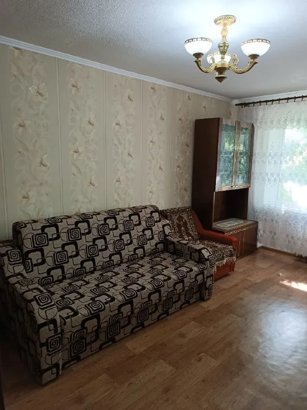 ‼❗‼ Сдается ‼❗‼
🏡2-Х комн. Кв. , улица артёма, ориентир привокзальная плошадь, киевский район
📍Г. Донецк днр
‼Оплата услуг по факту заселения, без каких либо предоплат и поездок в офис‼
🔥Хорошее состояние. ..
•Имеется вся необходимая мебель и бытовая техника: холодильник, телевизор, стиральная машина автомат. ..
•Предпочтение: пара, семья, можно с ребёнком школьного возраста, без животных.
Стоимость: 30.000 руб. + ком. Услуги
☎☎☎ +7949-419-63-79
Аренда донецк днр - фотография - 3