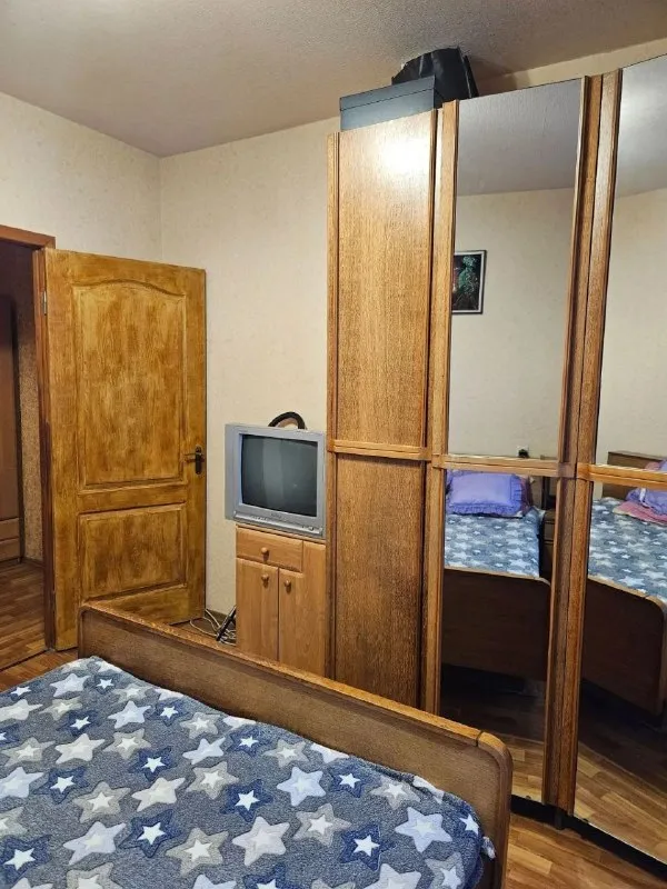 Продажа 2-комнатной квартиры
🌆Донецк в калининском районе, проспект дзержинского 67а. 📌
🏢Этаж - 8/9
✅Общая площадь - 49,9 м2
👍Квартира с хорошим ремонтом
📍Отличная инфраструктура:
Школы, детские сады, магазины,
Супермаркеты, банки, кофейни,
Больница, остановка транспорта
📑Документы рф
💰Цена: 5 000 000 рублей
📲☎️+7 (949) 513 85 58
📲☎️+7 (949) 414 18 14
Подписаться | 📩дать объявление
📲Наш max - фотография - 7