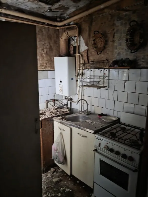 Продам дом площадью - 69 м2

🌆Донецк в куйбышевском районе, улица порт-артурная📌

👍Отличное расположение, близость к центру города.
🌎Земельный участок: 6,5 соток (земля в собственности)
✅Центральные коммуникации: вода, канализация, газ
✅Дом шпальный, требует капитального ремонта
✅Летняя кухня, летний душ
📍Вся инфраструктура рядом:
Супермаркеты, магазины
Кольцо бакинских ко. .. Вы к сделке
💰Цена: 4 000 000 рублей торг

📲☎️+7 (949) 417 18 14
📲☎️+7 (949) 513 13 00

Подписаться  |  📩дать объявление
📲Наш max - фотография - 7