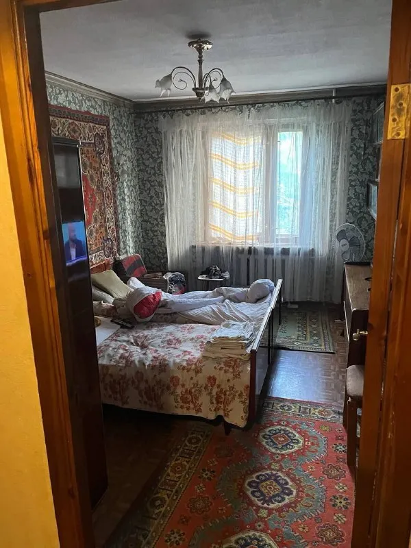 Продается 2 комнатная квартира
🌆Донецк в куйбышевском районе ( куйбышева 210 )📌
✅Хорошая, просторная квартира
✅Отличная транспортная развязка
✅Развитая инфраструктура все в шаговой доступности: рынок, магазины, аптека, школа, детсад
✅Этажность 5/9
💰Цена 3 700 000 рублей
📲☎️+7 (949) 343-04-15 Ан новый донбасс
Подписаться | 📩дать объявление
📲Наш max - фотография - 3