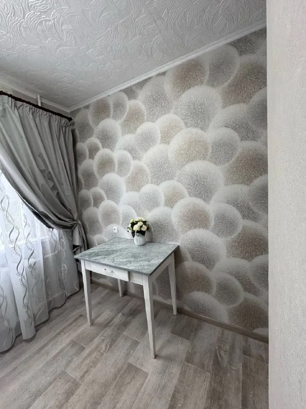 🏡Продаётся 1-х комнатная квартира
📍Г. Донецк днр
Куйбышевский р-н
Улица сомова

•Этажность–3/5 жилого дома
•Общая площадь–31.4 м2

•В квартире выполнен свежий ремонт
•Окна, трубы водоснабжения и канализации пластиковые

•Железная входная дверь, вода по графику
•Рядом школа, детский садик, поликлиника, супермаркет, магазины и остановка общественного транспорта
•Документы готовы
🔥Собственник

💴Цена: 3🍋100.000 рублей
☎️+7(949) 303-77-57

Недвижимость донецк днр - фотография - 5
