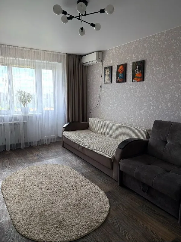 🏡Продажа 1-х комнатной квартиры
📍Г. Макеевка днр
Червоногвардейский р-н

•Этажность–8/9 жилого дома

•Квартира не угловая
•В квартире выполнен ремонт, балкон не застеклённый

•Квартира продаётся частично с мебелью и бытовой техникой

•Вода по графику

•Рядом школа, детский садик, рынок, мфц, парк, больница и автостанция.
•Документы готовы
🔥Собственник

💴Цена: 3🍋300.000 рублей
☎️+7(949) 327-60-94

Недвижимость днр - фотография - 3