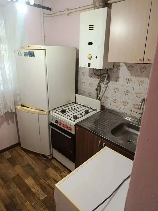 Продажа 1 комнатная квартира
🌆Донецк в пролетарском районе, ориентир остановка юта!
✅Гостинка, общая площадь 28,8кв. М. 1 этаж пятиэтажки
✅Хорошая транспортная развязка, рядом остановки, магазины, школы, садики!
🙅В квартире никто не прописан, хозяйка на сделке!
💰Цена 2 100 000 ₽ + торг!
📲☎️+79493268382 Виктория ан
Подписаться | 📩дать объявление
📲Наш max - фотография - 6