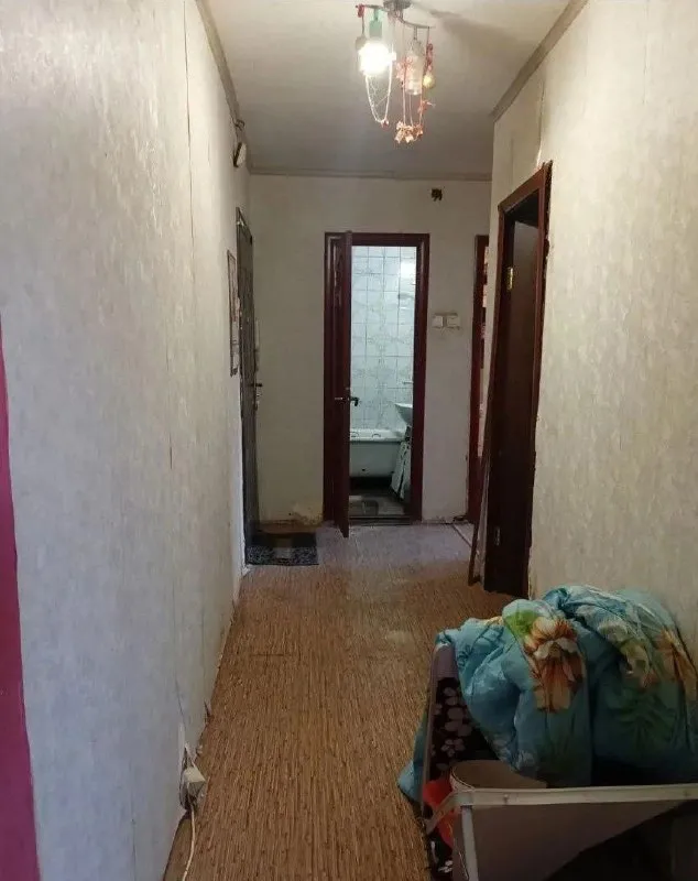 Продажа 3х комнатной квартиры
❗️Квартира под ремонт
🌆Донецк, кировский район,
Улица терешковой 17, микрорайон "текстильщик". 📌
🏢Этаж - 6/9
🚪Общая площадь - 64 м2
Преимущества квартиры:
- Большая лоджия и балкон
- Окна пластик
- Квартира теплая
📍Инфраструктура: школы, детские сады, больница,
Супермаркеты, магазины, ледовая арена, остановка общественного транспорта в пешей доступности.
💰Цена: 3 500 000 рублей (торг)
📲☎️+7 (949) 513 85 58
📲☎️+7 (949) 417 18 14
Подписаться | 📩дать объявление
📲Наш max - фотография - 2