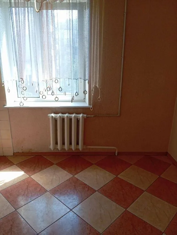 Продажа 1-комнатной квартиры

🌇Донецк, шахтерская площадь, ул. Университетская📌

✅Этажность 6/9ти.
✅Сделан ремонт
💦Вода идет отличным напором!
✅Общая площадь 36, кухня 8, комната 18 кв. М.
✅Дом находится внутри двора, очень уютно.
📍Рядом продуктовые магазины, школа, транспортные остановки.

💰Цена 3,000,000 ₽
📑Документы готовы,
Прописанных нет.

📲☎️+79493268382 Виктория ан

Подписаться  |  📩дать объявление
📲Наш max - фотография - 5
