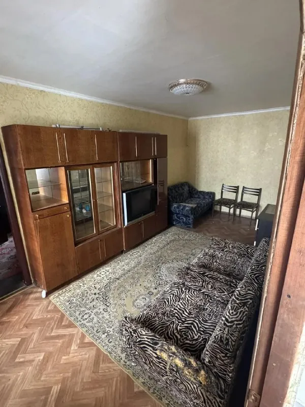Продажа 2-комнатной квартиры в киевском районе
Стройте свое пространство с агентством недвижимости город.
Вы мечтаете - мы реализовываем👏
🏗Район: киевский
🏘Комнат - 2
🏢Этаж - 3/4
🍞Кухня - 7 м2
🚪Общая площадь - 47 м2
Продается двухкомнатная квартира в киевском районе, улица трускавецкая.
Квартира теплая, все коммуникации новые.
Все что на фото останется.
Рядом:
✔️Школа
✔️Садик
✔️Магазины
Вода сверх графика.
Документы готовы, прописанных нет.
💵Цена: 2 000 000 рублей
☎️Телефон: +7 (949) 513 85 58
☎️Телефон: +7 (949) 417 18 14 - фотография - 6