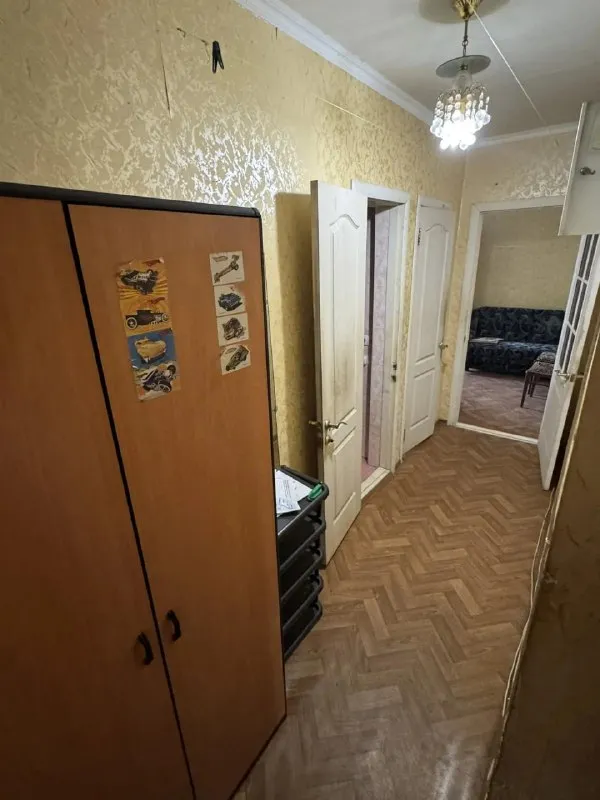 Продажа 2-комнатной квартиры в киевском районе
Стройте свое пространство с агентством недвижимости город.
Вы мечтаете - мы реализовываем👏
🏗Район: киевский
🏘Комнат - 2
🏢Этаж - 3/4
🍞Кухня - 7 м2
🚪Общая площадь - 47 м2
Продается двухкомнатная квартира в киевском районе, улица трускавецкая.
Квартира теплая, все коммуникации новые.
Все что на фото останется.
Рядом:
✔️Школа
✔️Садик
✔️Магазины
Вода сверх графика.
Документы готовы, прописанных нет.
💵Цена: 2 000 000 рублей
☎️Телефон: +7 (949) 513 85 58
☎️Телефон: +7 (949) 417 18 14 - фотография - 9