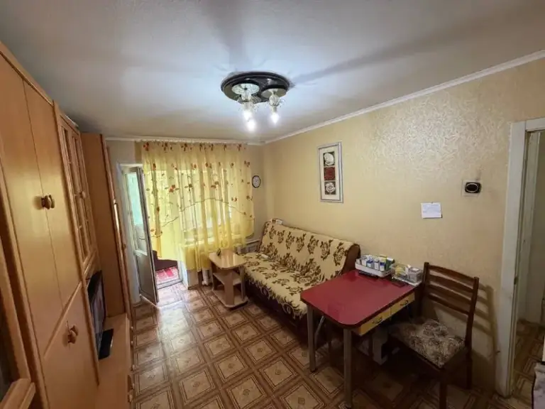 Продам 3х-комнатную квартиру
🌆Донецк в ворошиловском районе, улица челюскинцев 198, ориентир - донбасс арена. 📌
💦Вода по графику
✅Мебель и бытовая техника в полном объеме для, комфортного и полноценного проживания остается
👍Отлично развита инфраструктура : магазины, школы, детские сады, транспортная развязка в любую точку города.
💰Цена: 5.200.000 рублей
📲☎️+7(949)-645-56-86 - Антон (ан «статус»)
📲☎️+7(949)-077-49-49 -Данил
Подписаться | 📩дать объявление
📲Наш max - фотография - 4