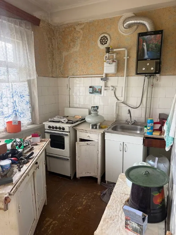 Продам 2 ком квартиру
Калининский район
Ул герцена 53
Рядом парк строителей, калининский рынок, школы, садики

Общая площадь 46м2
Этаж 5/5(есть чердак)

2 Комнаты, смежные
Окна пластиковые
Балкон застеклен
Квартира двусторонняя
Туалет с ванной совмещен
Фотографии реальные
Документы готовы
Собственник в донецке

3 100 000₽ С торгом

+79494113097 Алина
@As_01vva telegram - фотография - 6