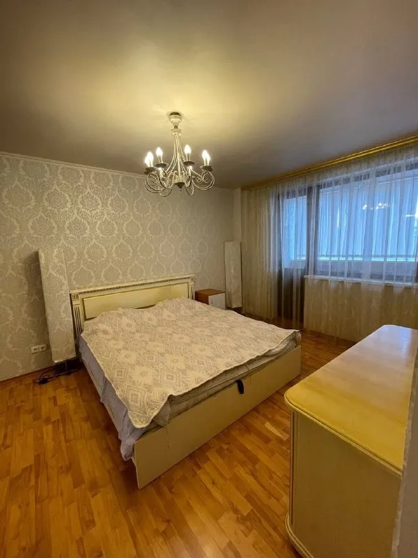 🏡Продаётся 3-х комнатная квартира
📍Г. Донецк днр
Ворошиловском р-н
Бульвар школьный

•Этажность–13/16 жилого дома
•Общая площадь–85 м2

•Квартира перепланирована из 4-х комнатной (перепланировка узаконена)

•Вода по графику
•Рядом школа № 5, набережная, крытый рынок, автостанция, детский садик
🔥Собственник

💴Цена: 9🍋100.000 рублей
☎️+7(949) 317-20-46

Недвижимость днр - фотография - 3